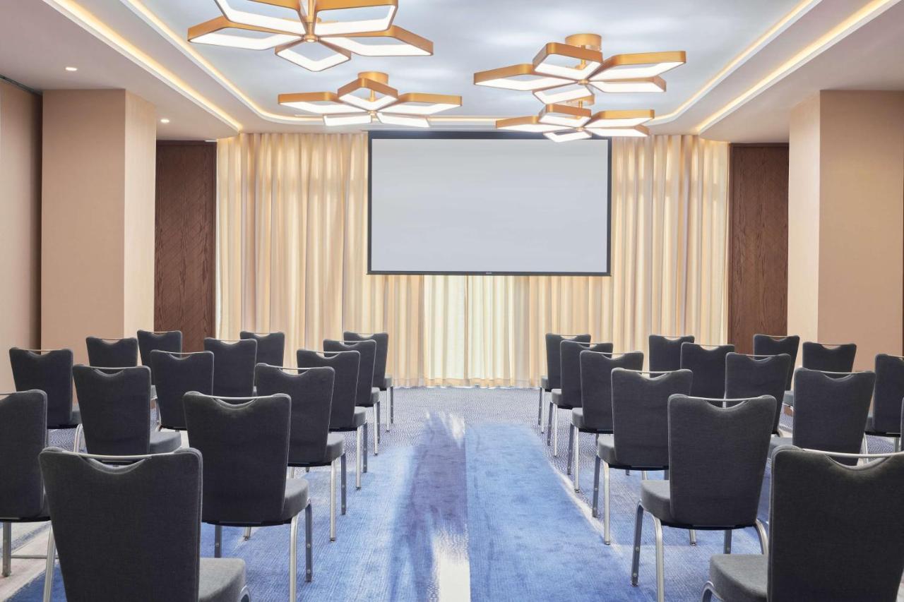 Radisson Blu Hotel Riyadh Convention And Exhibition Center Exteriér fotografie Meeting room
