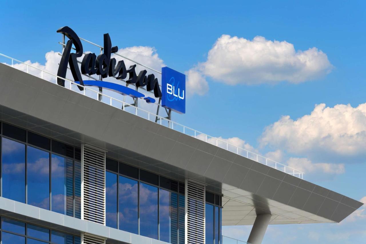 Radisson Blu Hotel Riyadh Convention And Exhibition Center Exteriér fotografie European Parliament